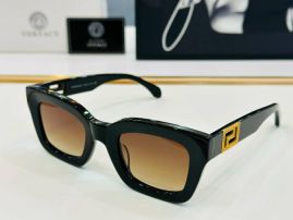 Picture of Versace Sunglasses _SKUfw56969971fw